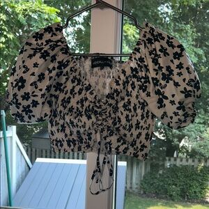 Kendall & Kylie Black and Cream Floral Puff Sleeve Blouse